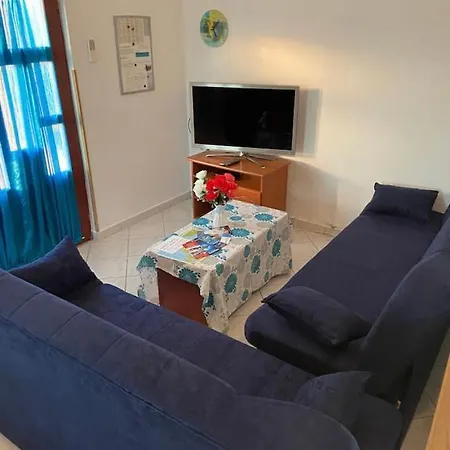 Apartment Cozy Abazi *