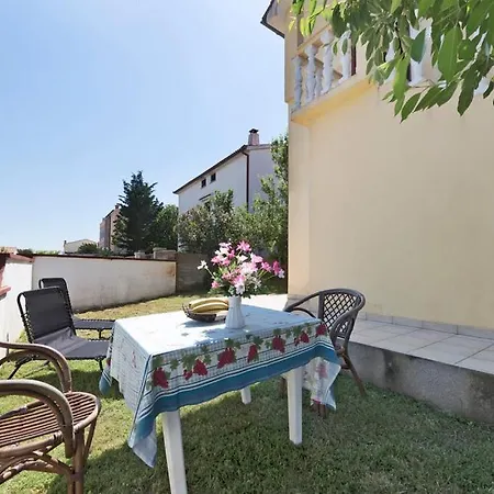 Apartment Cozy Abazi Pula