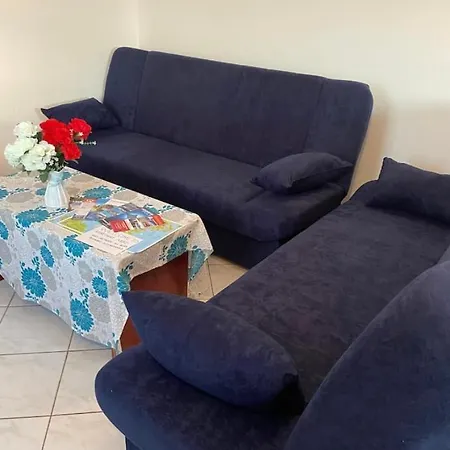 Cozy Abazi Apartment Pula