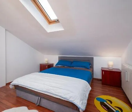 Cozy Abazi Apartman Póla