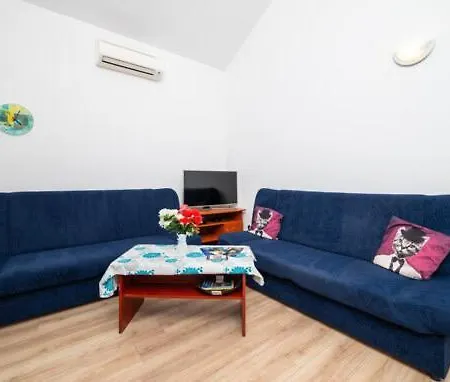 Апартаменты Cozy Abazi